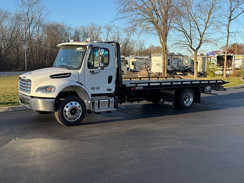 2025 Freightliner M2 (Key# 1885) 3